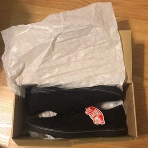 Women’s Vans Size 10